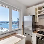 To-do Bridge Center Sea View アパート *