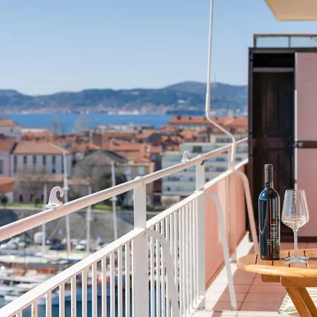 Apartament To-do Bridge Center Sea View