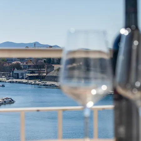 Apartament To-do Bridge Center Sea View