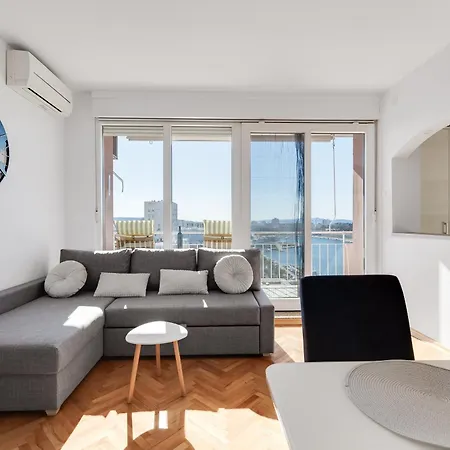 Apartament To-do Bridge Center Sea View