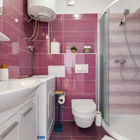 To-do Bridge Center Sea View Apartament *