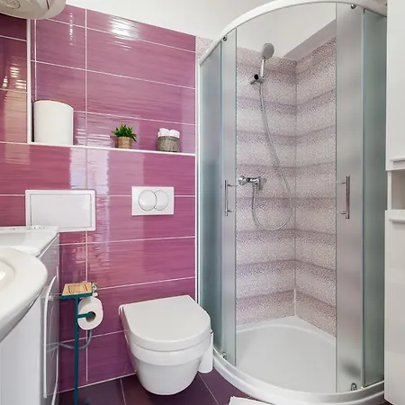 To-do Bridge Center Sea View Apartament