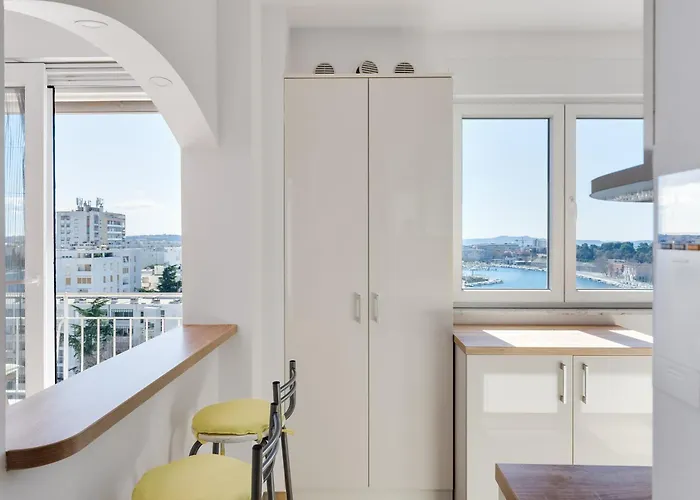 To-do Bridge Center Sea View