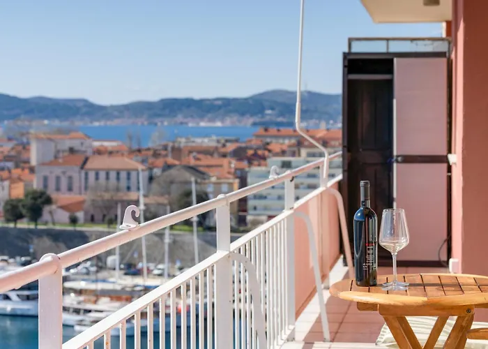 דירה To-do Bridge Center Sea View