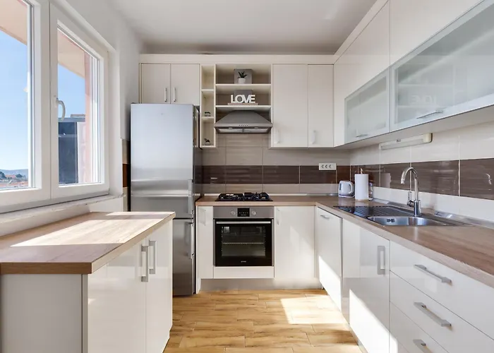 דירה To-do Bridge Center Sea View